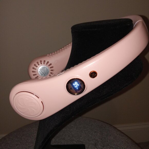 “5-Speed Pink Breeze Fan – Quiet, Powerful, and Chic” - Picture 3 of 4